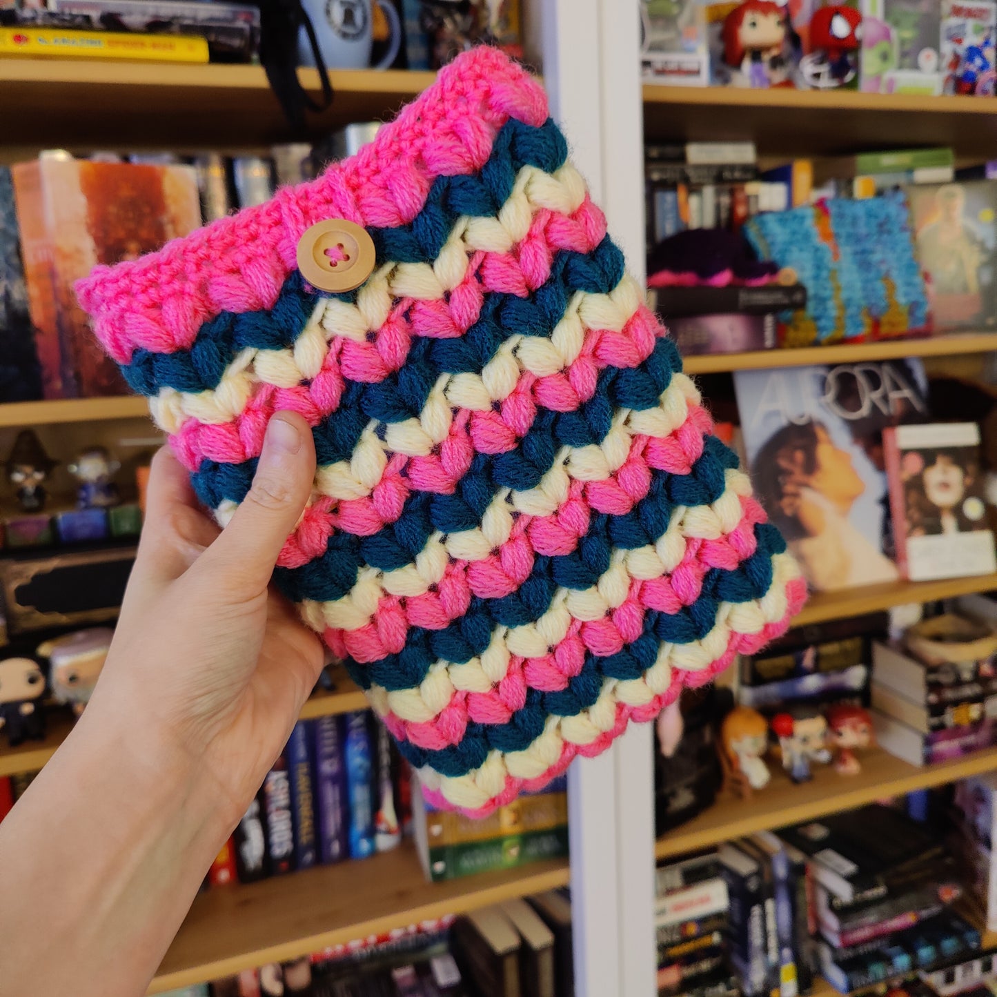 The Everdeen Book Sleeve Crochet Pattern