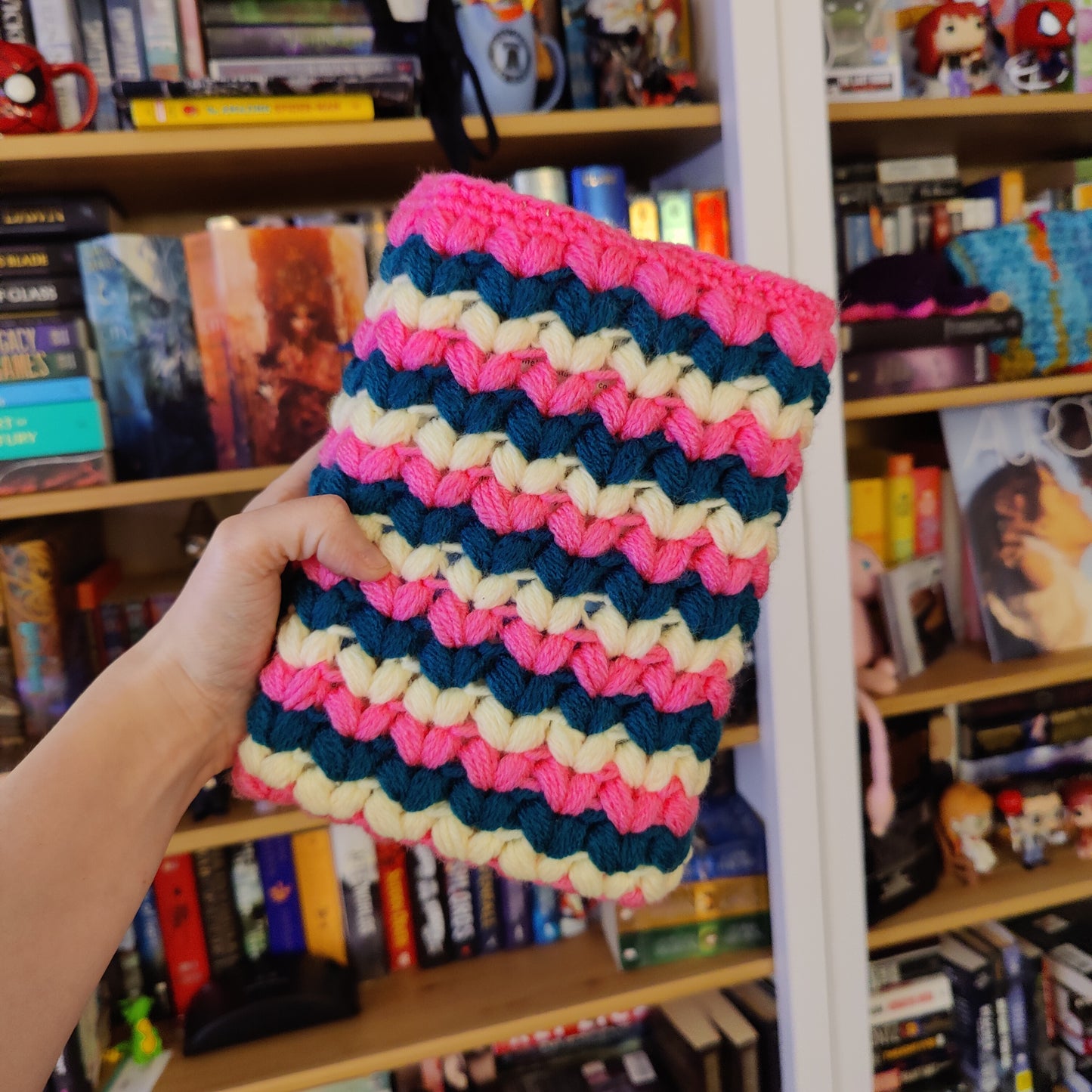 The Everdeen Book Sleeve Crochet Pattern