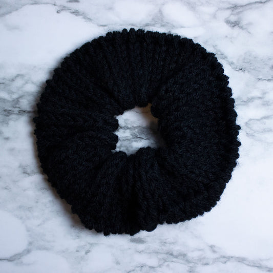 Knit Hair Scrunchie