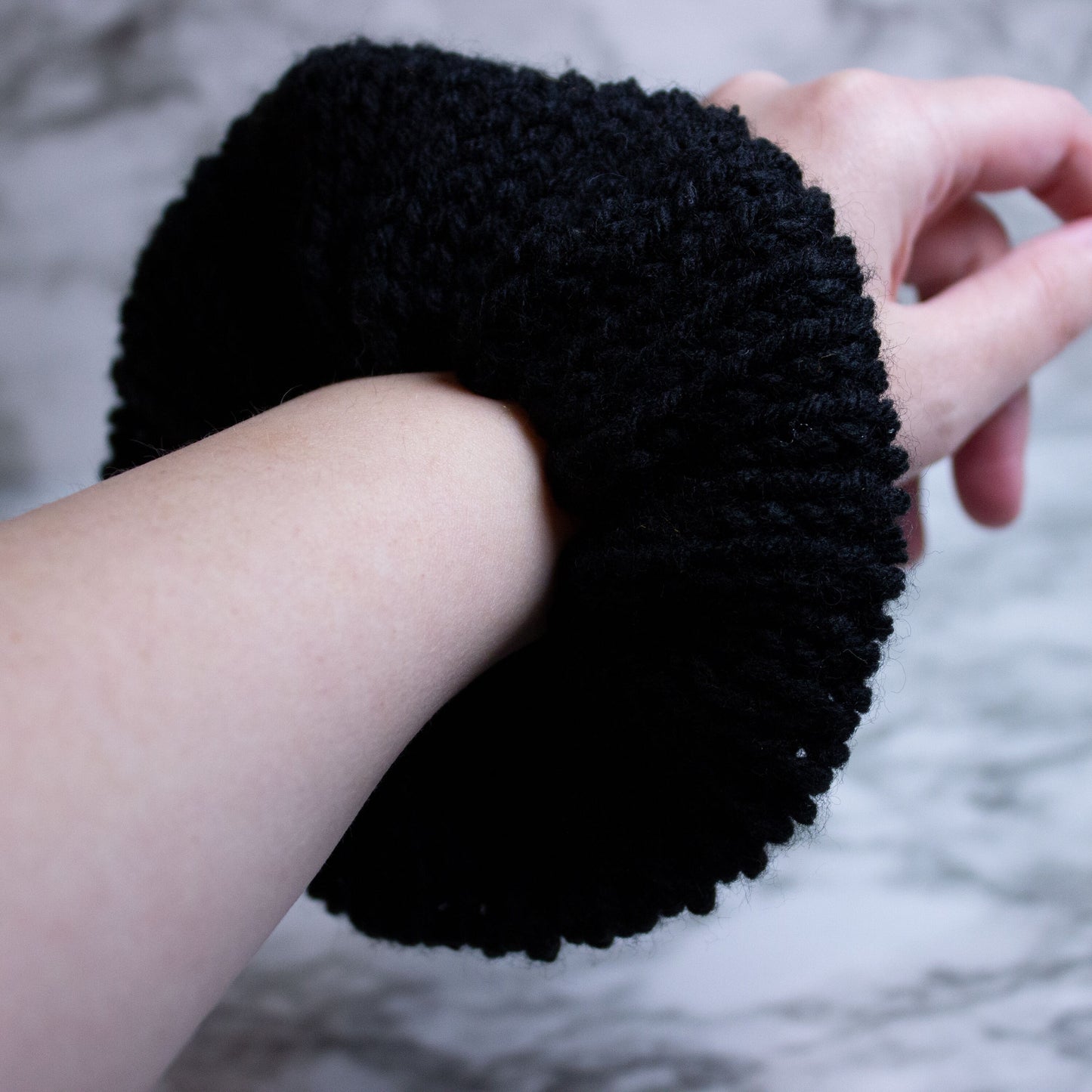 Knit Hair Scrunchie